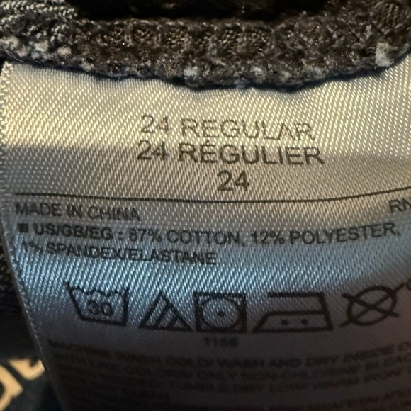 Gap girlfriend jeans in excellent condition size 24​ - Picture 5 of 5